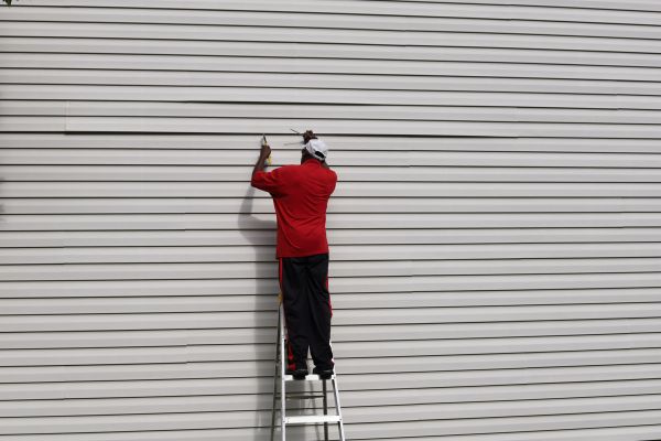 Loose Siding Repair in Lebanon