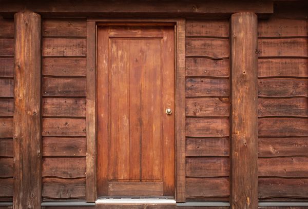 Log Cabin Siding Installation in Lebanon