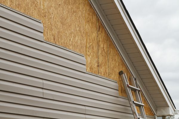 Loose Siding Replacement in Lebanon