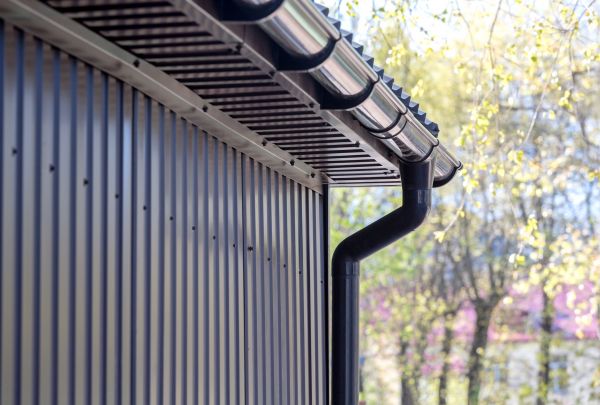 Sheet Metal Siding Repair in Lebanon