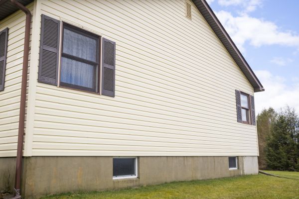 Dutch Lap Siding Repair in Lebanon